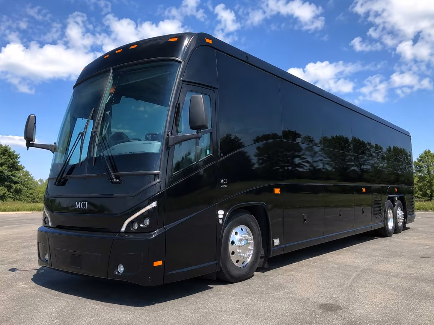 tacoma charter bus rental exterior